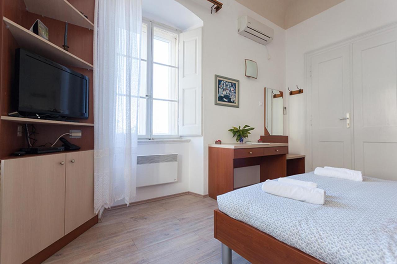 Апартаменты Solei With Terrace Oldtown And Sea View Дубровник Экстерьер фото